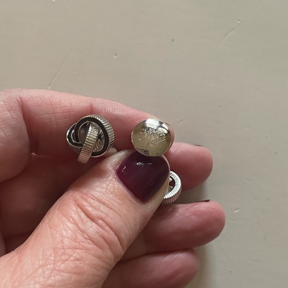 NWOB Saks Fifth Avenue Classic Knot Cuff Links for Men; Metal Silver Color - Picture 8 of 9